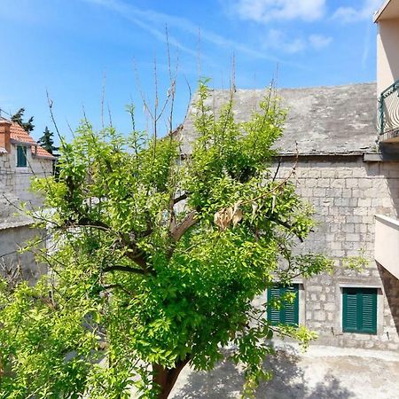 Apartments And Rooms Stone House 斯普利特 外观 照片